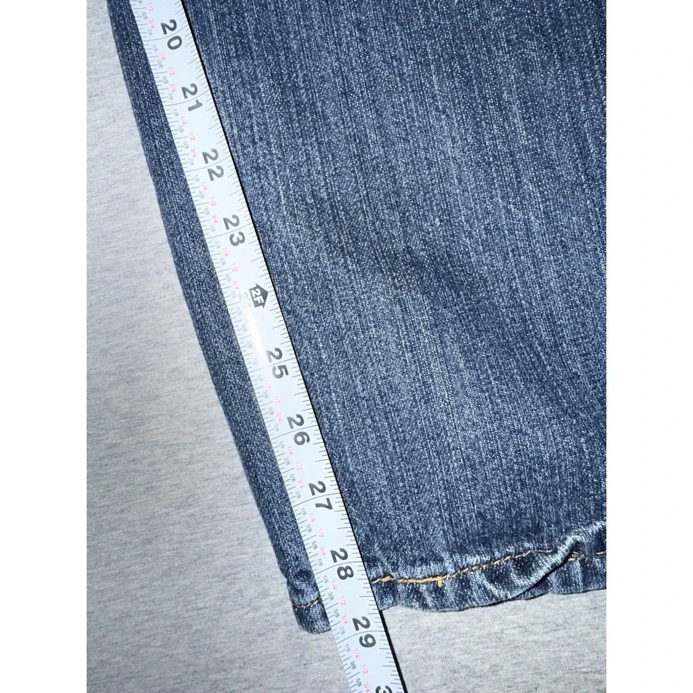 Levi 559 Relaxed Fit Straight Leg 33x30 Med Wash Men Women Jeans Buttery‎ Soft